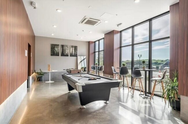 Building Photo - 1 Flagship St