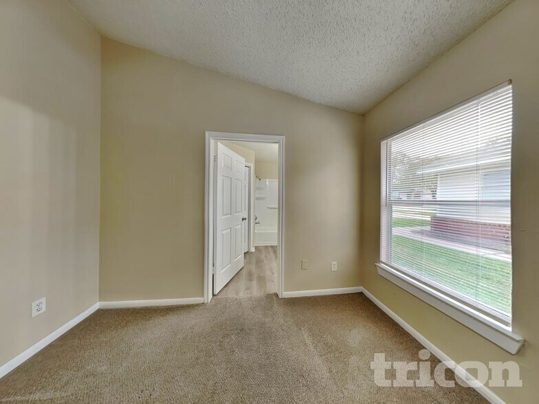 Building Photo - 3135 Kelling St