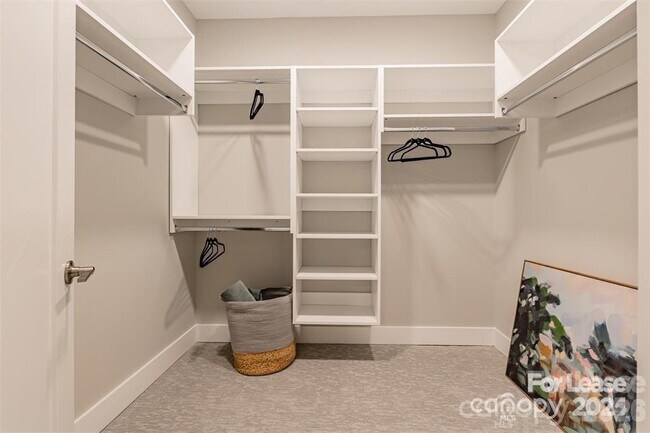 Building Photo - 13230 Ballantyne Corporate Pl