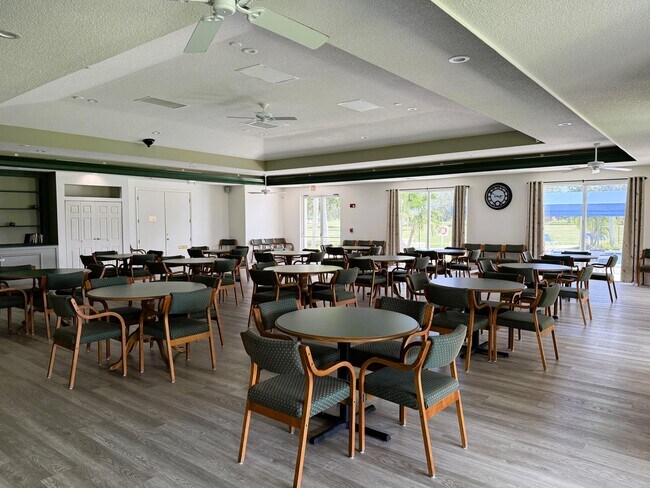 Building Photo - 8225 Pelican Harbour Dr