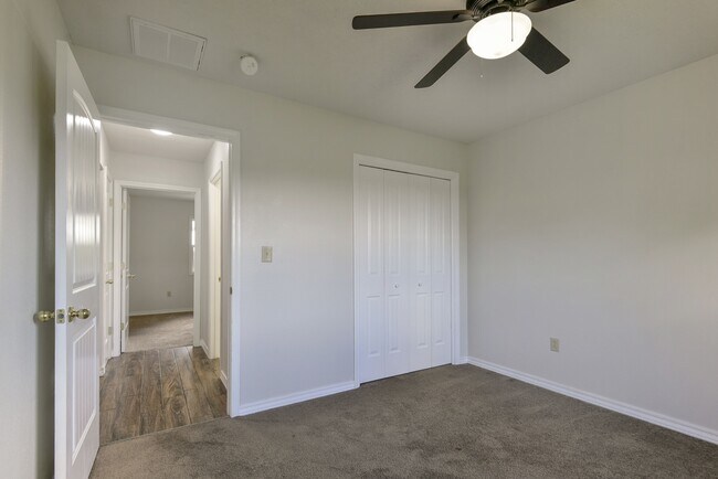 Building Photo - 1791 Fruit Farm Rd