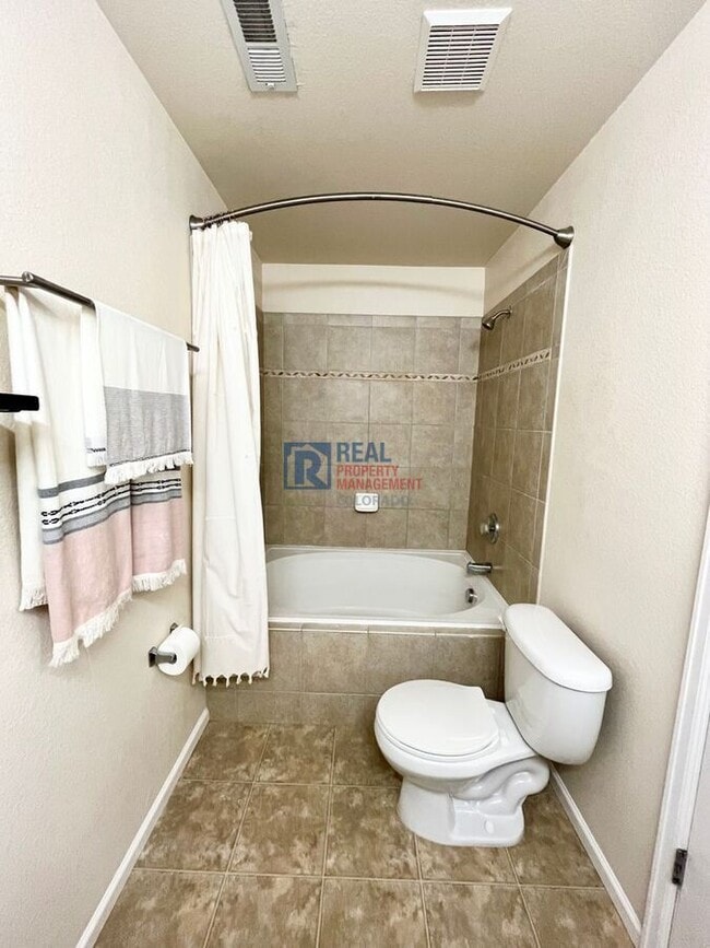 Building Photo - 2575 Shannara Grove