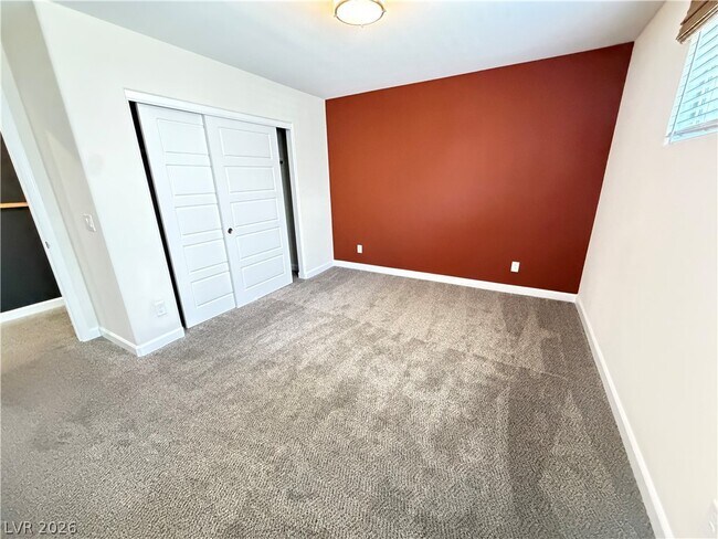 Building Photo - 541 Bellum Dr