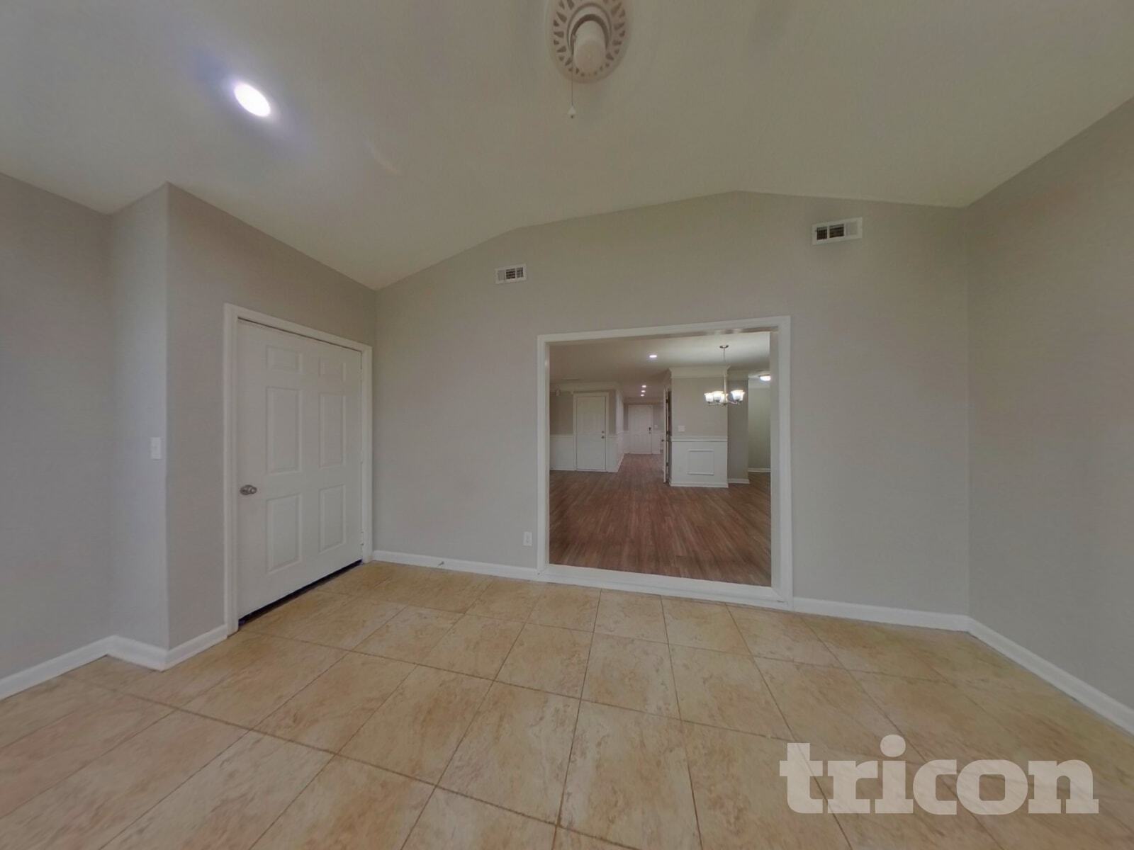 Building Photo - 9821 Bayview Pkwy