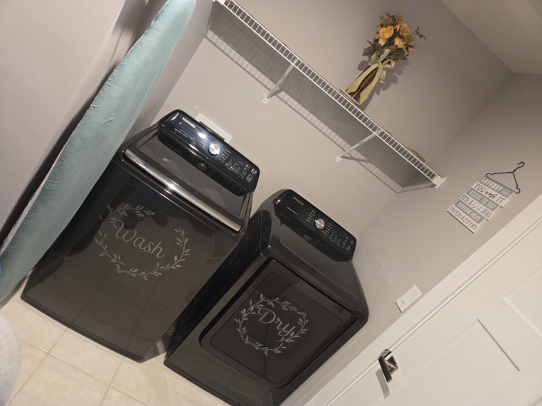 Building Photo - 6425 Brawley Ann Dr