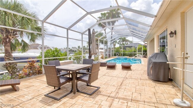 Building Photo - 1924 Savona Pkwy