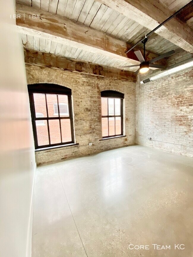 Building Photo - 1513 Walnut St