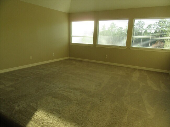 Building Photo - 914 Ivory Ridge Ln