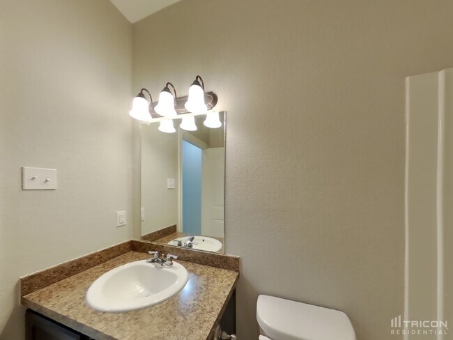 Building Photo - 2721 Swift Creek Dr