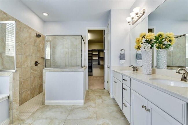Building Photo - 15508 Cinca Terra Dr