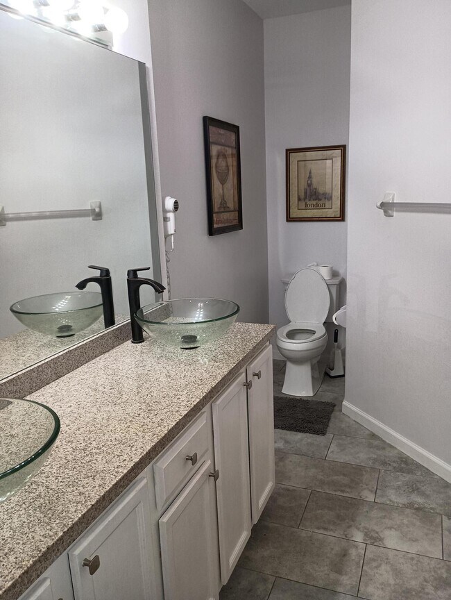 Building Photo - 8033 Carnoustie Pl
