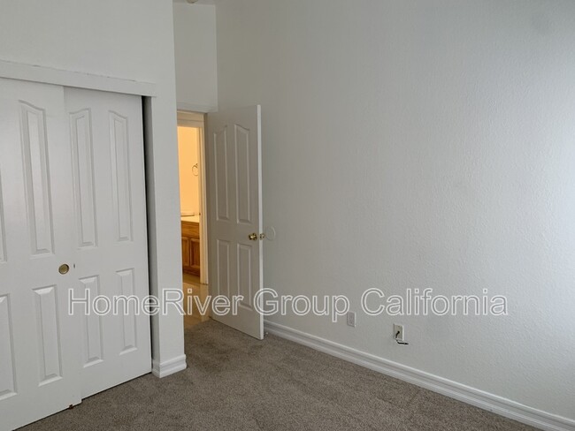 Building Photo - 230 Mike Gartrell Cir