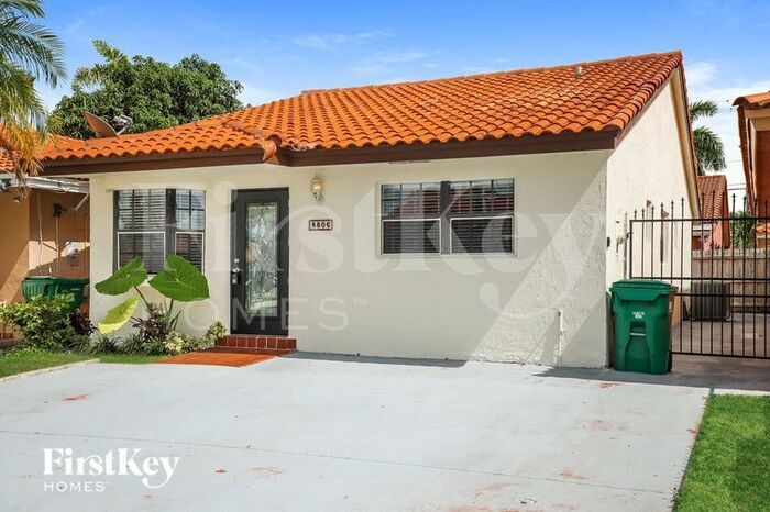 Building Photo - 8806 NW 114th Terrace