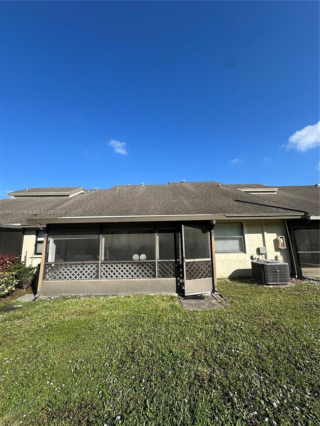 Building Photo - 9336 Ketay Cir