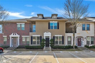 Building Photo - 150 Forest Dr Loop