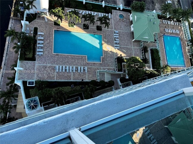 Building Photo - 31 SE 5th St