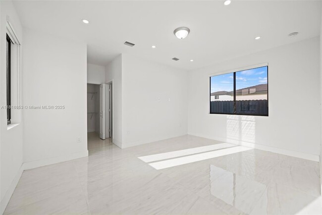 Building Photo - 12941 SW 227th St