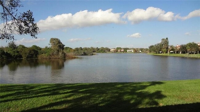 Building Photo - 7337 Oak Moss Dr