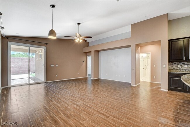Building Photo - 2104 LeatherBridge Ct
