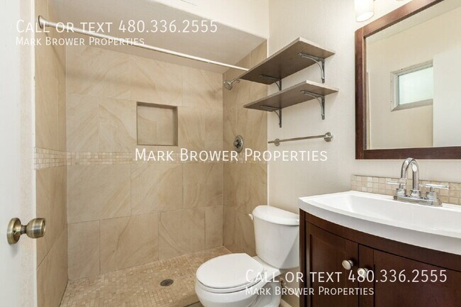 Building Photo - 2058 W Dartmouth St