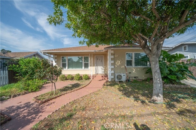 Building Photo - 517 N Soldano Ave