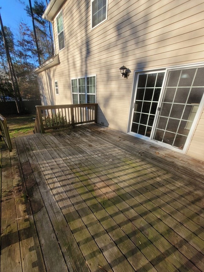 Building Photo - 8351 Thomas Jefferson Way