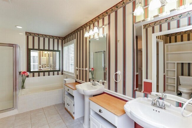 Building Photo - 16307 Cobble Springs Ct