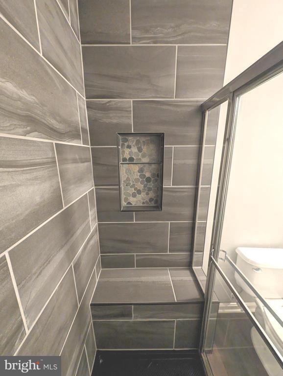 Building Photo - 9541 Center St