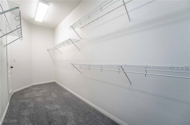 Building Photo - 9750 Maple Sugar Leaf Pl