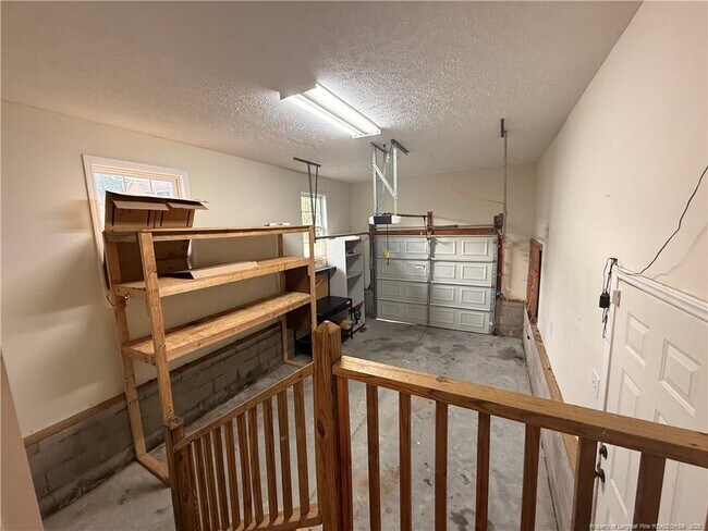 Building Photo - 3713 Rockhurst Dr