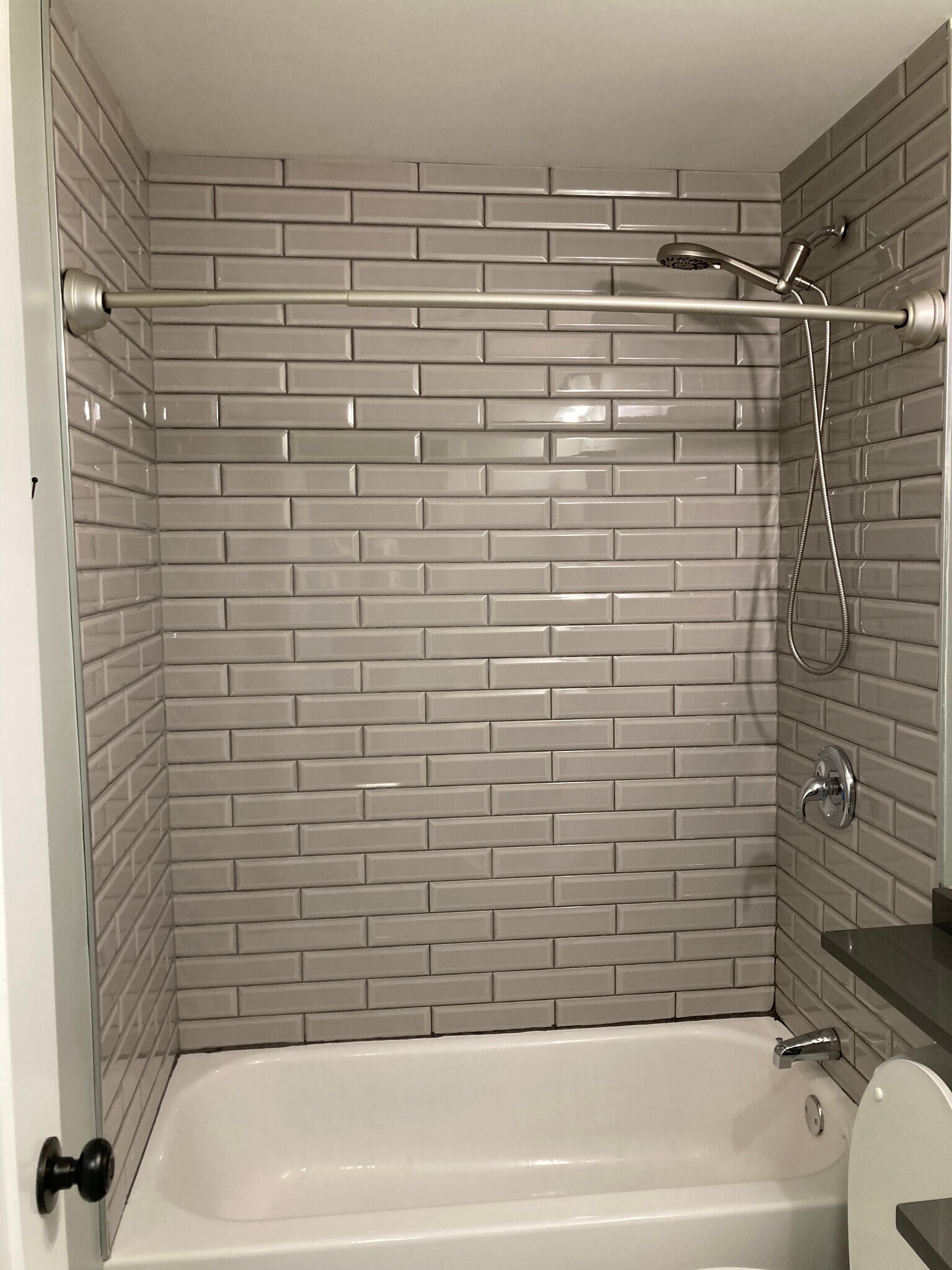 Building Photo - 696 Elm Pl