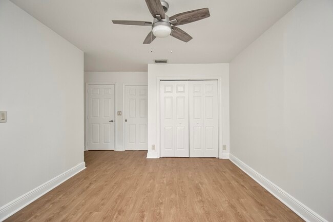 Building Photo - 7794 Villa Nova Dr