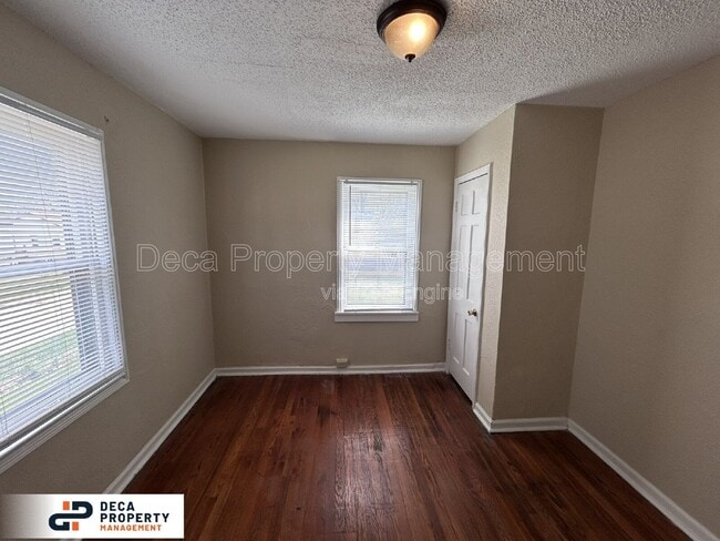 Building Photo - 5318 Winslow Dr