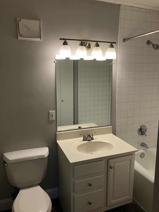 Building Photo - 1 bedroom in Framingham MA 01702