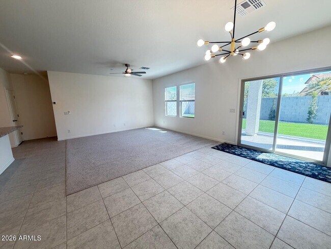 Building Photo - 4422 N 100th Dr