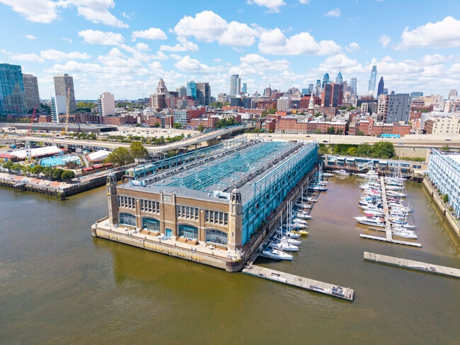 Building Photo - 3 N Christopher Columbus Blvd