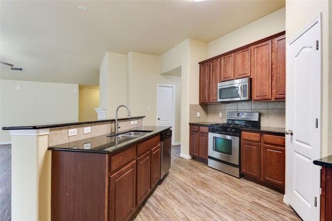 Building Photo - 2600 Grand Mission Way