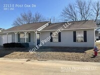 Building Photo - 2213 Post Oak Dr