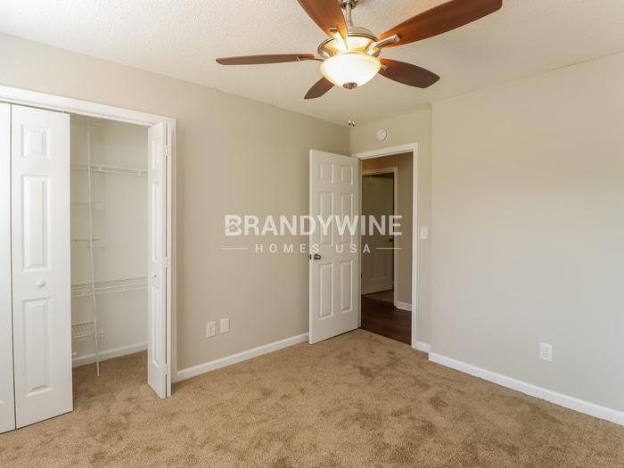 Building Photo - 113 Eva Dr