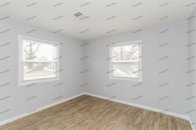 Building Photo - 9717 Loralinda Dr