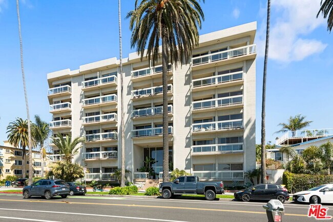 Building Photo - 801 Ocean Ave