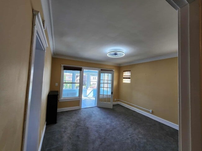Building Photo - 7553 S Luella Ave