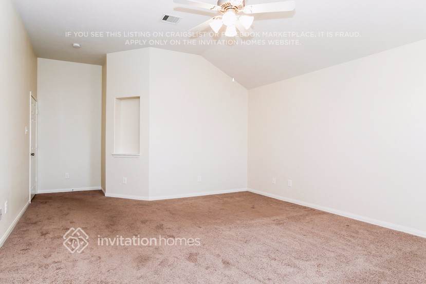 Building Photo - 1015 Doubletree Glen Dr