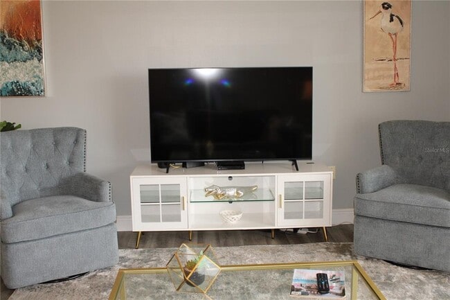 Building Photo - 4240 Ironwood Cir