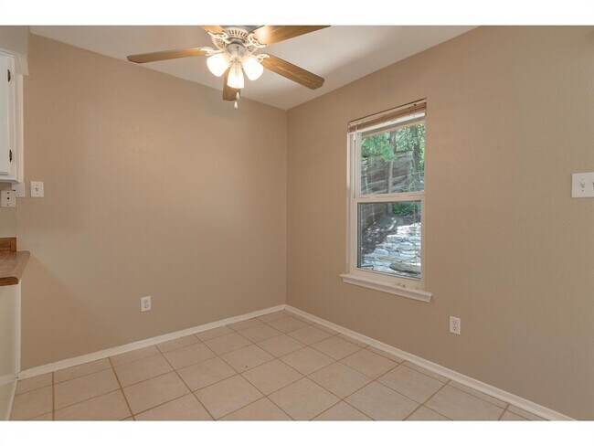 Building Photo - 12320 Scribe Dr