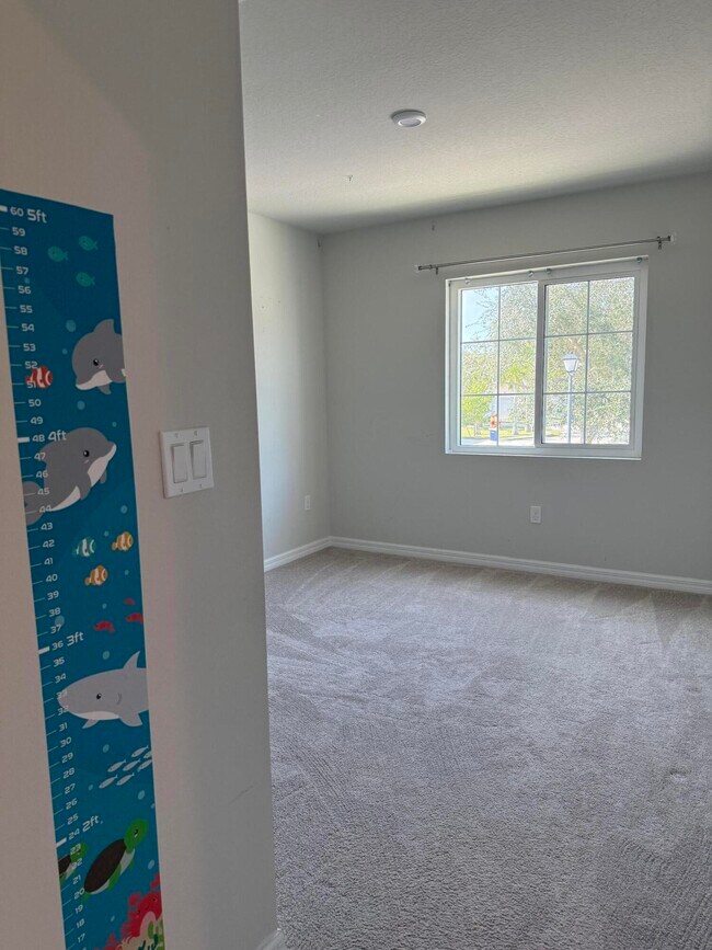 Building Photo - 3334 Franklin Square Ln