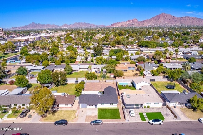 Building Photo - 4628 E Monte Vista Rd