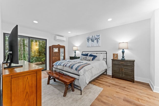 Building Photo - 50 Dogwood Knob