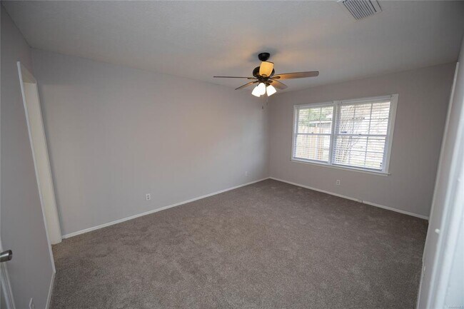 Building Photo - 753 Mary Ethel Dr