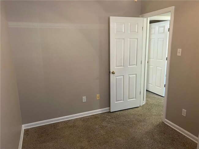 Building Photo - 7612 W Judge Perez Dr